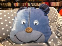 Bärchen auf alten Jeans genäht