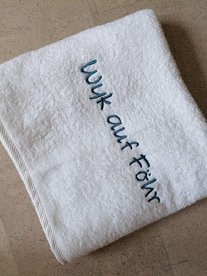 Handtuch bestickt mit Schrift